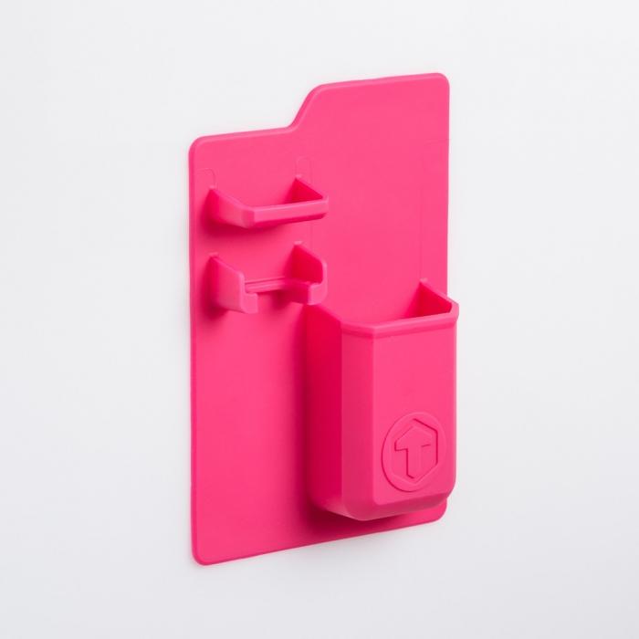 https://www.gentsupplyco.com/cdn/shop/products/silicone-toiletries-holder-luggage-geargrooming-essentialssee-all-itemstravelersshaving-essentialsnautical-life-gent-supply-co-pink-785279.jpg?v=1621034247